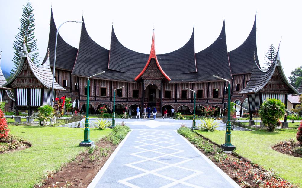 PAKEJ PADANG + BUKIT TINGGI INDONESIA 4H3M_WEB (1)