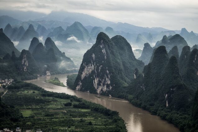 Pandangan udara Sungai Li dan Yangshuo